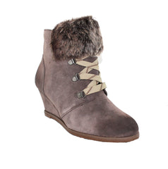 Lumiere Spin by Clarks, Black Suede