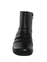 Mells Ruth, Front View